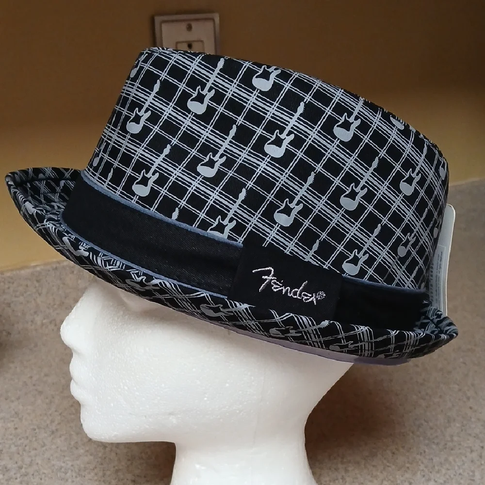 NWT! Fender Black and Gray Guitar Pattern Hat - Picture 1 of 8